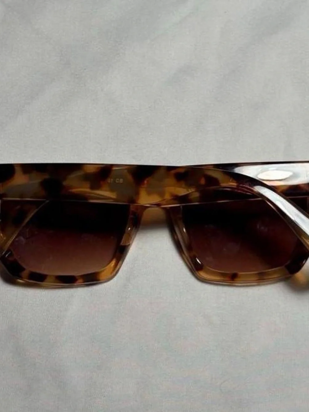 Tortoiseshell Square Frame Sunglasses - Brown Lenses